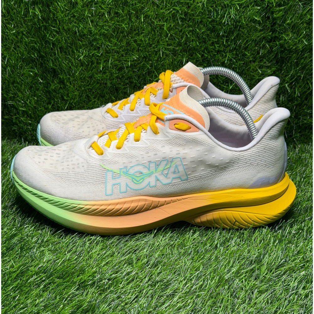 Hoka Mach 6 Mens size 10D Running Shoes Frost White Solar Flare Sneaker